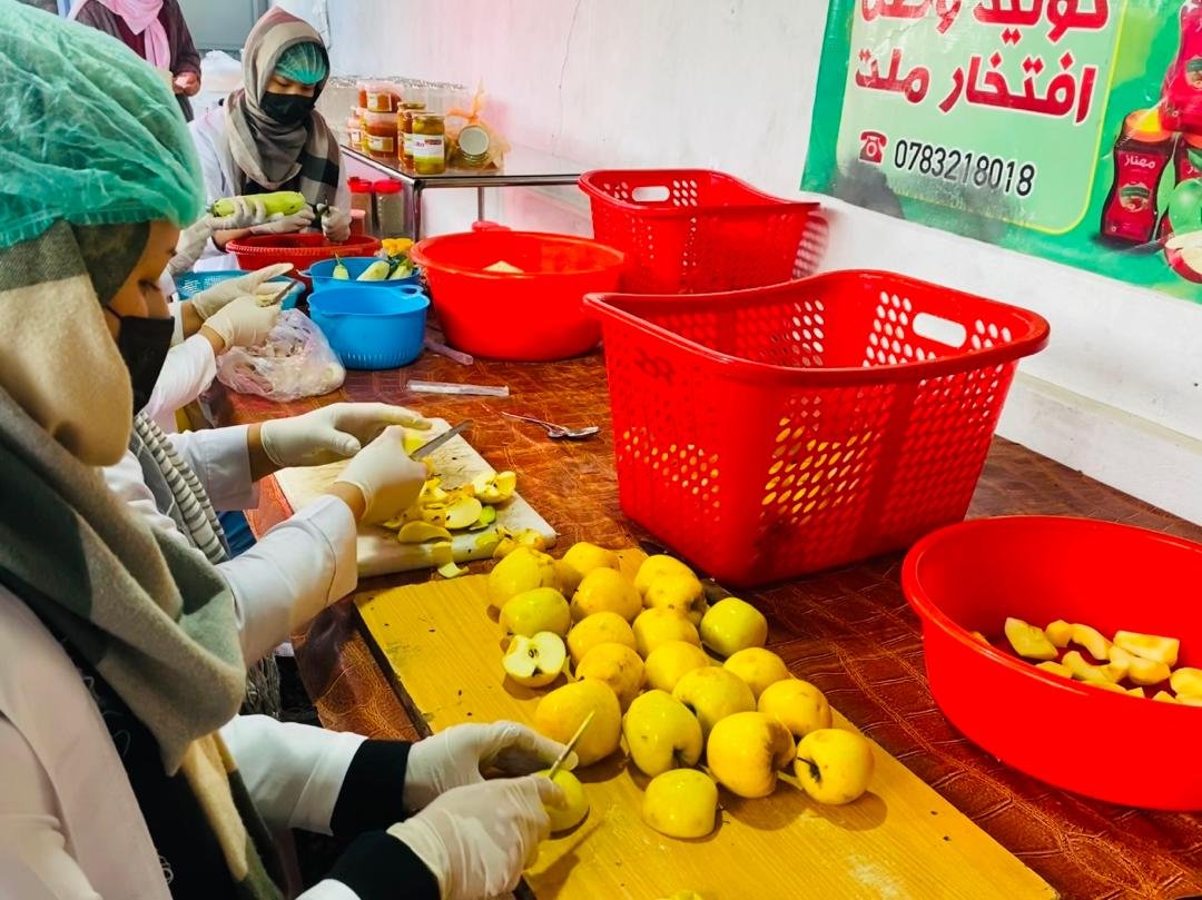 موز